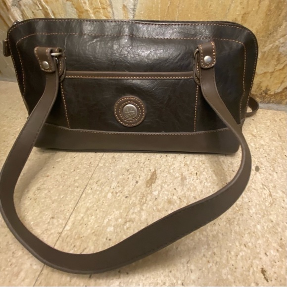 Mouflon handbag in shades of Brown. Classic piece from a Canadian brand - Picture 10 of 12